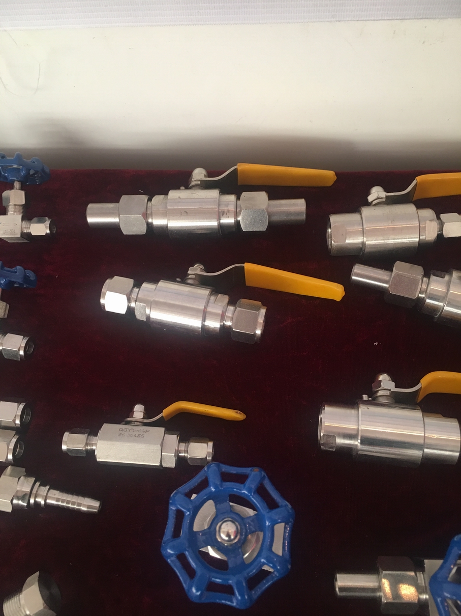 J21H-40C-64C-160C-320C高壓外螺紋針型閥實(shí)物圖片 J21H-40C-64C-160C-320C高壓外螺紋針型閥(圖8)