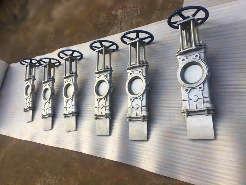 穿透式插板閥(圖1) 穿透式插板閥(圖1)